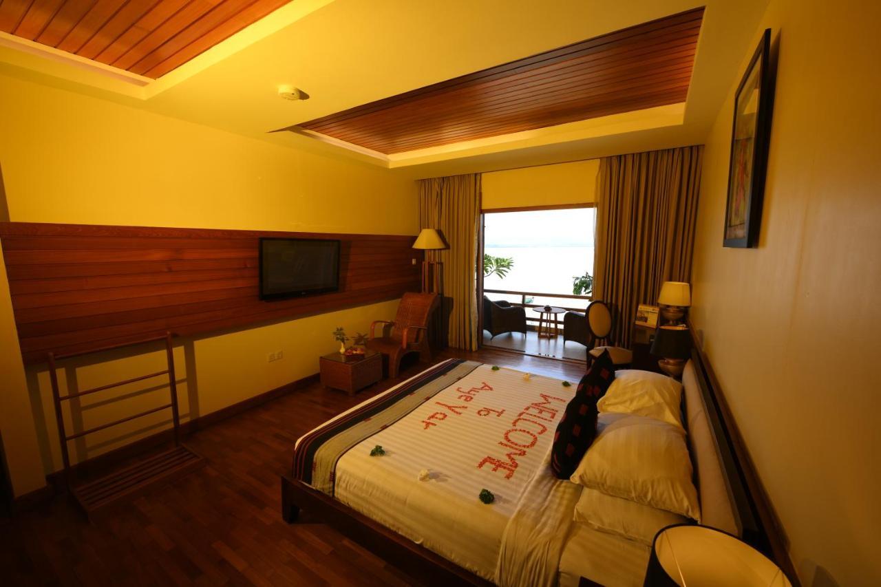 Aye Yar River View Resort Bagan Exterior foto